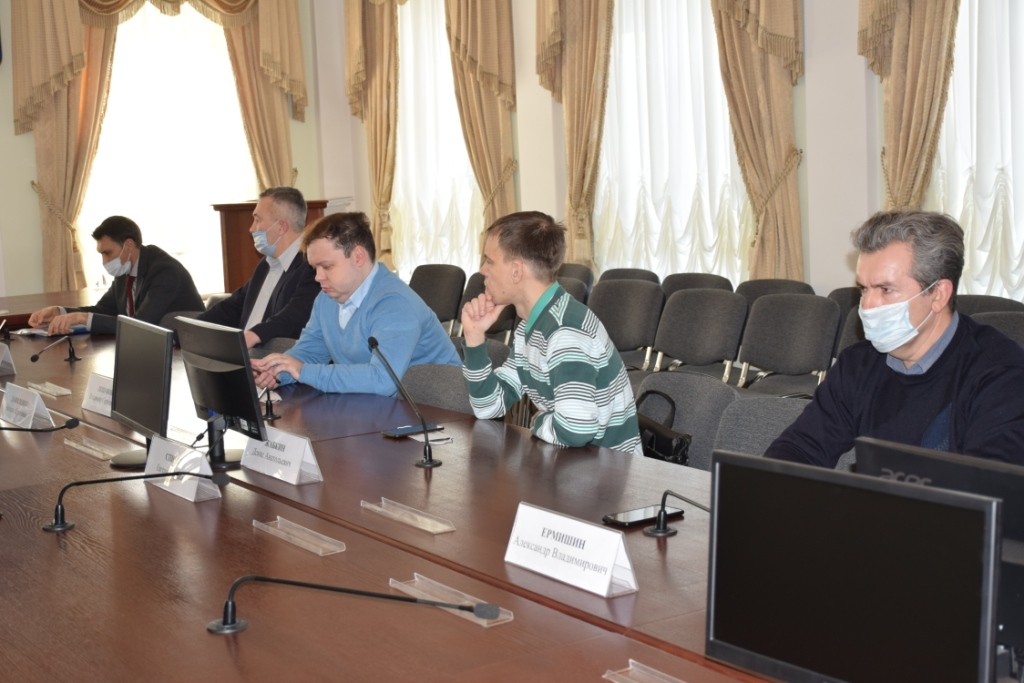 Михаил Исаев провел совещание с членами Градозащитного совета