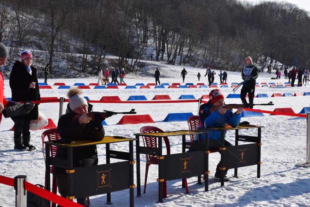 В областном центре состоялась массовая лыжная гонка «Лыжня России-2023»