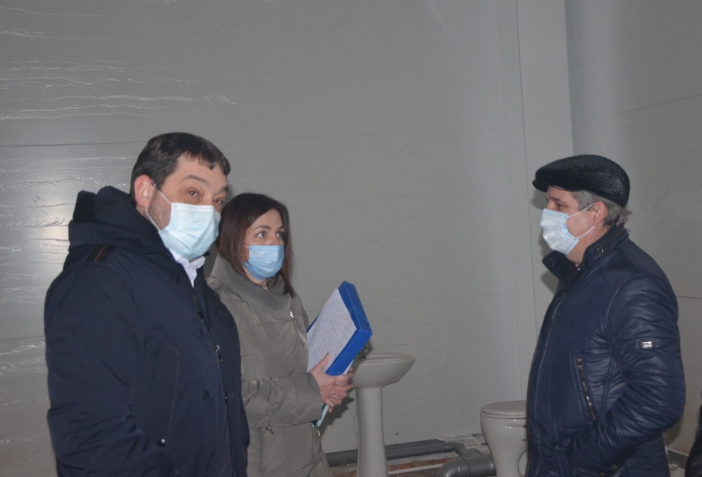 Представители администрации Саратова встретились с жителями ЖК «Лопатина гора»