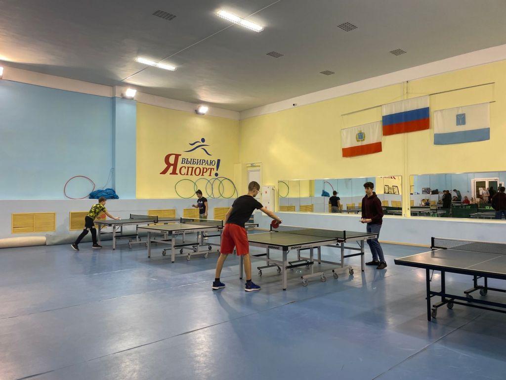 В Заводском районе прошли соревнования по волейболу и настольному теннису