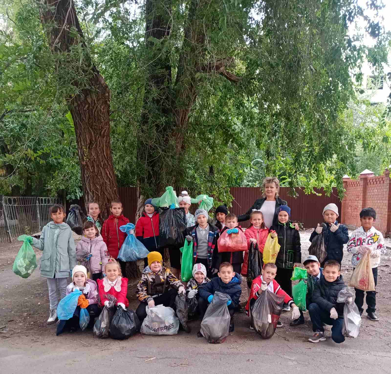 В Саратове прошла экологическая акция «Чистый город – зеленый город!»
