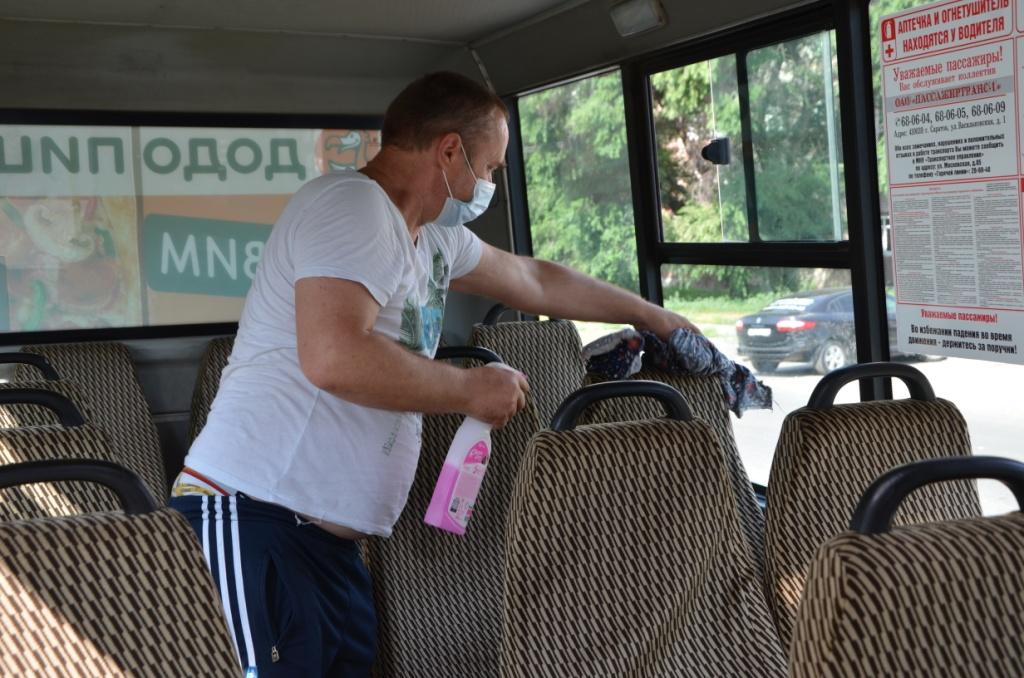 В Саратове проверили соблюдение противоэпидемических норм в общественном транспорте