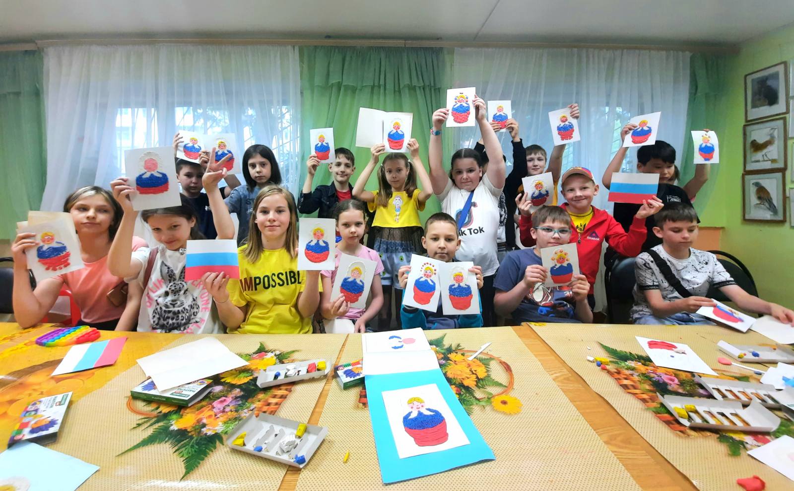 На летних площадках Ленинского района прошли мероприятия, посвященные Дню России