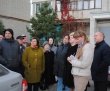 Глава администрации Ленинского района встретилась с жителями дома на Гвардейской