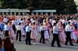 Более тысячи юношей и девушек Саратова кружились в вальсе на Театральной площади