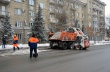 Работы по уборке и вывозу снега с городских улиц продолжаются