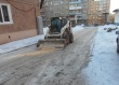 В Заводском районе продолжаются комплексные работы по очистке территории от снега и наледи