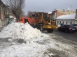  Продолжается уборка снега и наледи с территории Кировского района  