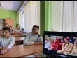 В общеобразовательных учреждениях Октябрьского района продолжаются внеурочные занятия «Разговоры о важном»