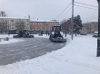 В течение дня сотрудниками коммунальной службы продолжаются работы по очистке улиц от снега на территории района