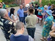 Представители администрации Октябрьского района встретились с жителями дворовой территории, запланированной к благоустройству