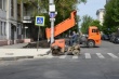 В Саратове продолжают ремонтировать тротуары