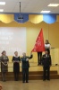 Еще одной школе Ленинского района передали на хранение копию Знамени Победы