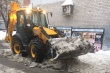 Улицы в Октябрьском районе круглосуточно расчищают от снега