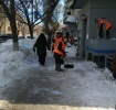  В Волжском районе проводятся работы по уборке территории от снега и наледи