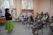 На встрече с родительской общественностью Лариса Живцова рассказала об организации летнего отдыха детей