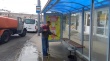 В Кировском районе ежедневно ведутся мероприятия по содержанию остановочных павильонов