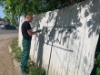 На территории Кировского района ведутся мероприятия по очистке фасадов зданий от граффити и несанкционированной рекламы