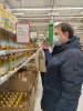 Глава администрации Заводского района Олег Курицын провел мониторинг цен