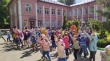 Учащиеся школ и воспитанники детских садов Кировского района приняли участие в Международном празднике «День соседей»