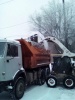 В Кировском районе ведутся работы по очистке от снега
