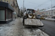 В городе продолжаются работы по уборке снега