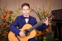 Саратовский школьник принял участие в международных музыкальных конкурсах