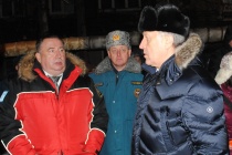 С пострадавшими от взрыва жителями встретились Губернатор Валерий Радаев и глава города Валерий Сараев