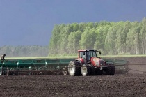 В Гагаринском районе завершаются весенне-полевые работы