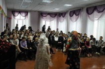 В СОШ №9 Волжского района прошло праздничное мероприятие, приуроченное к открытию Года театра в РФ