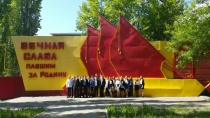 Учащиеся Октябрьского района провели «Вахту памяти»