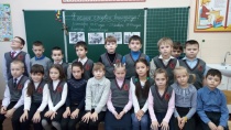 Школьники Ленинского района зажгли свечи в память о жертвах блокады