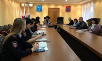 Состоялось очередное заседание комиссии по делам несовершеннолетних и защите их прав при департаменте Гагаринского района