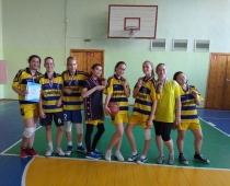 В Волжском районе завершились соревнования по баскетболу среди девушек