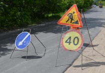 Определены фирмы, которые займутся ремонтом дорог в Саратове в этом году