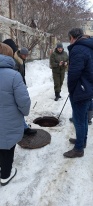 В Ленинском районе состоялось выездное совещание по вопросу засора канализационных сетей