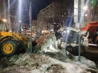 В течение ночи коммунальные службы города проводили работы по благоустройству