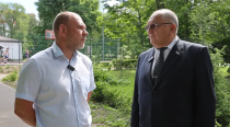 В рамках очередного объезда городских территорий Игорь Молчанов посетил Детский парк