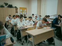 Учащиеся гимназии № 75 обратились к военнослужащим с просьбой о помощи в создании музейной экспозиции для новой школы