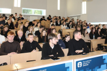 Полицейские провели профилактическое мероприятие в саратовской государственной юридической академии и призвали студентов пополнить ряды дружинников
