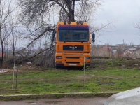 По фактам парковки автотранспорта на «зеленой зоне» возбуждены административные дела