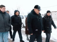 Игорь Молчанов осмотрел дворовые территории города