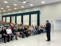 Полицейские и общественники провели общешкольное родительское собрание Полицейские и общественники провели общешкольное родительское собрание