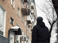 Сотрудники осмотрели дворовые территории Октябрьского района Сотрудники осмотрели дворовые территории Октябрьского района