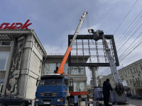  В Саратове продолжается демонтаж незаконных, устаревших и не отвечающих требованиям безопасности рекламных конструкций