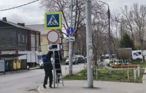 Продолжаются работы по благоустройству Продолжаются работы по благоустройству