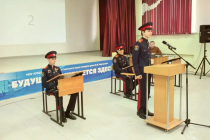 В Заводском районе в школе № 43 прошли дебаты кандидатов в атаманы
