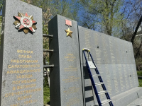  В Заводском районе к 81-й годовщине Победы обновляют  памятники и мемориалы в честь павших воинов Великой Отечественной войны