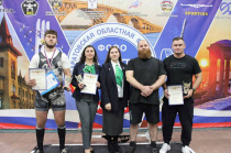 Саратовские спортсмены — победители региональных соревнований по пауэрлифтингу