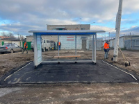 В Заводском районе проведено благоустройство платформ остановочных павильонов